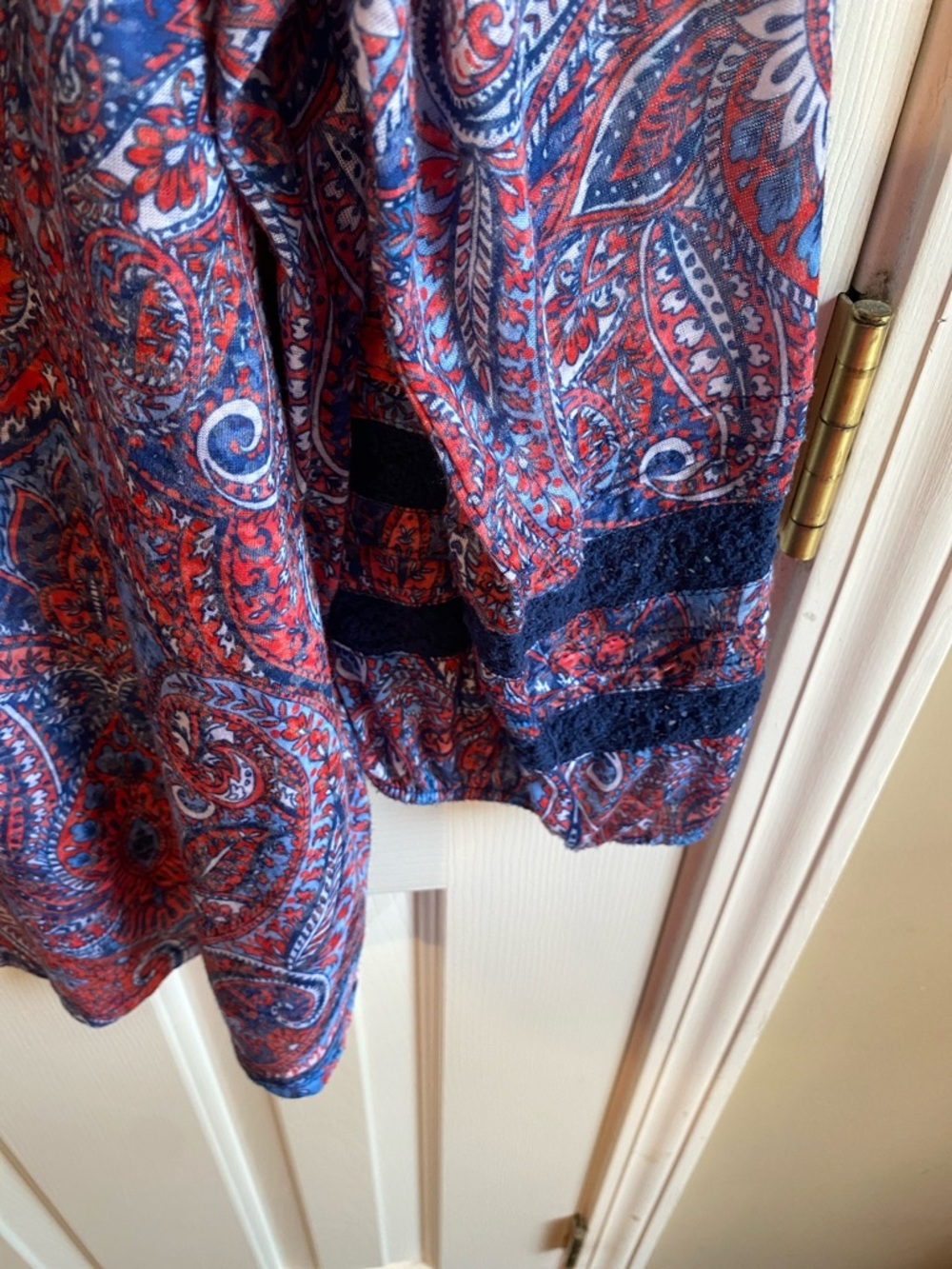 Ruby Rd. Red and Blue Paisley Print  with Key Hole Design Tunic Top Size 2X - Picture 10 of 13